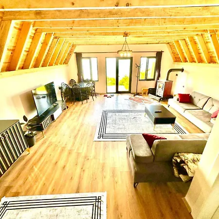 Alpdag Bungolov Country house